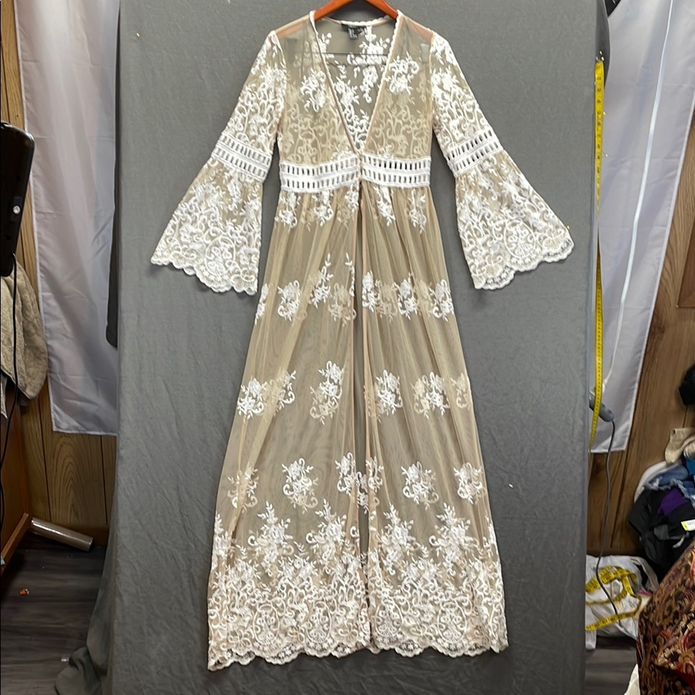 Forever 21 Tan and White Bohemian Champagne Netting Maxi Topper dress.